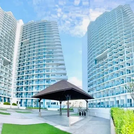 Sonne & Strand Azure North Pampanga Exterior photo
